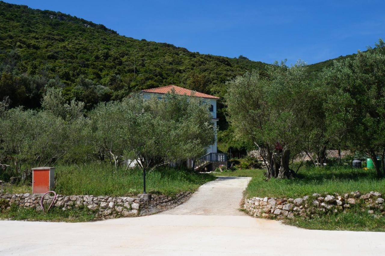 Apartments By The Sea Luka, Dugi Otok - 8182 Luka  エクステリア 写真